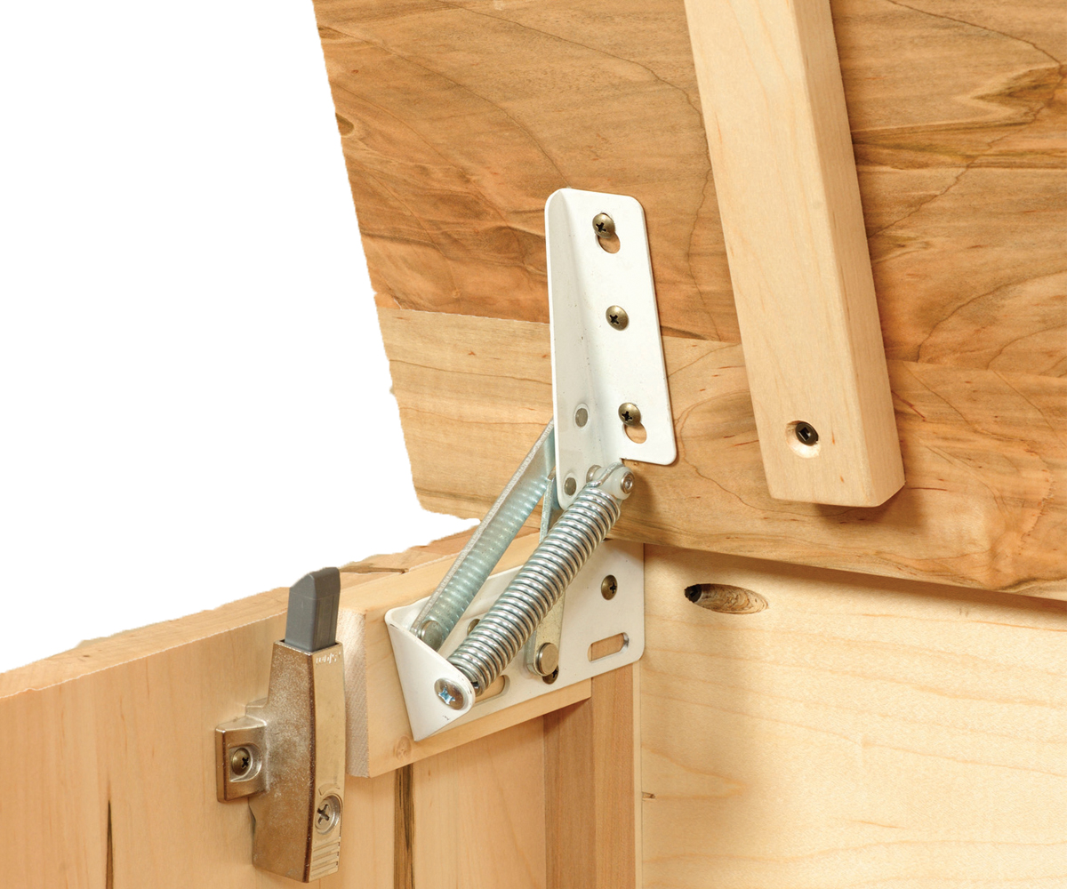 Cornwell Blanket Chest - Image 2